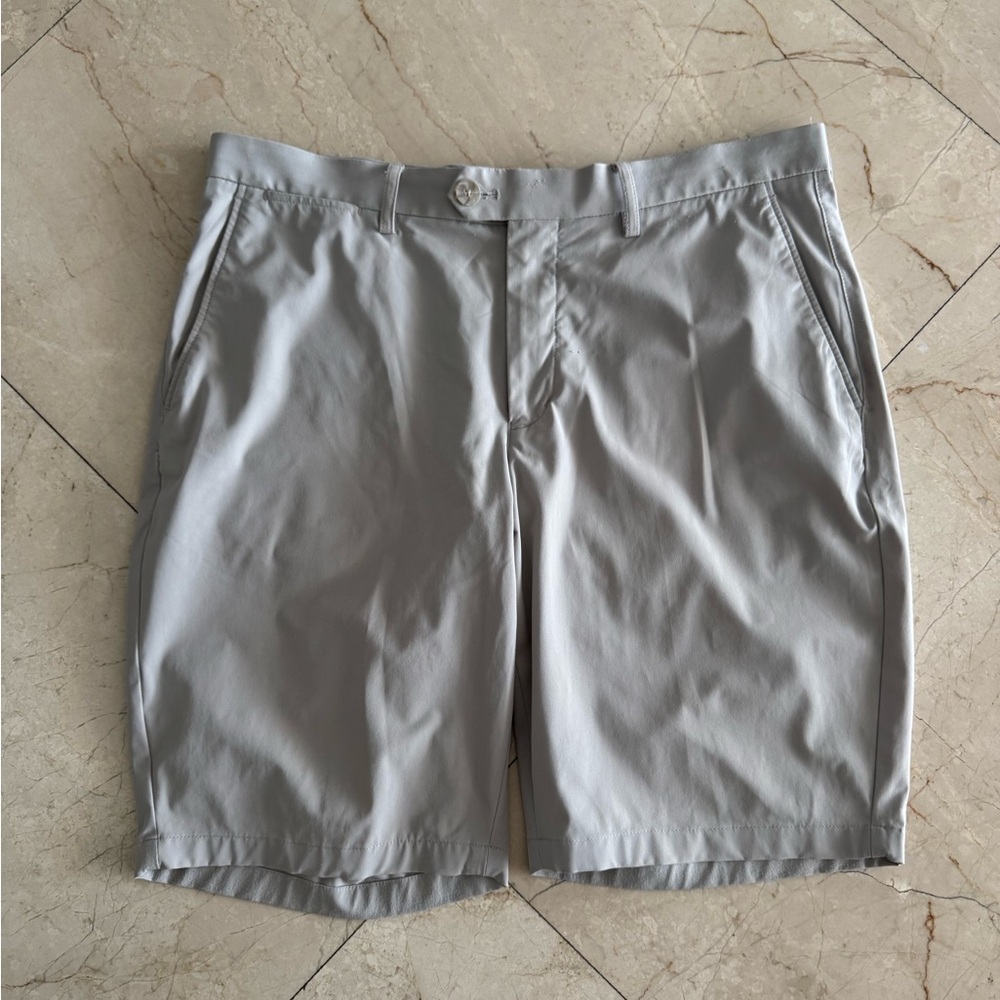 Men's Gray Shorts   B45
